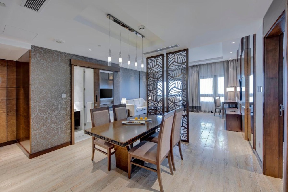 Metropolitan Hotel Dubai Image 11