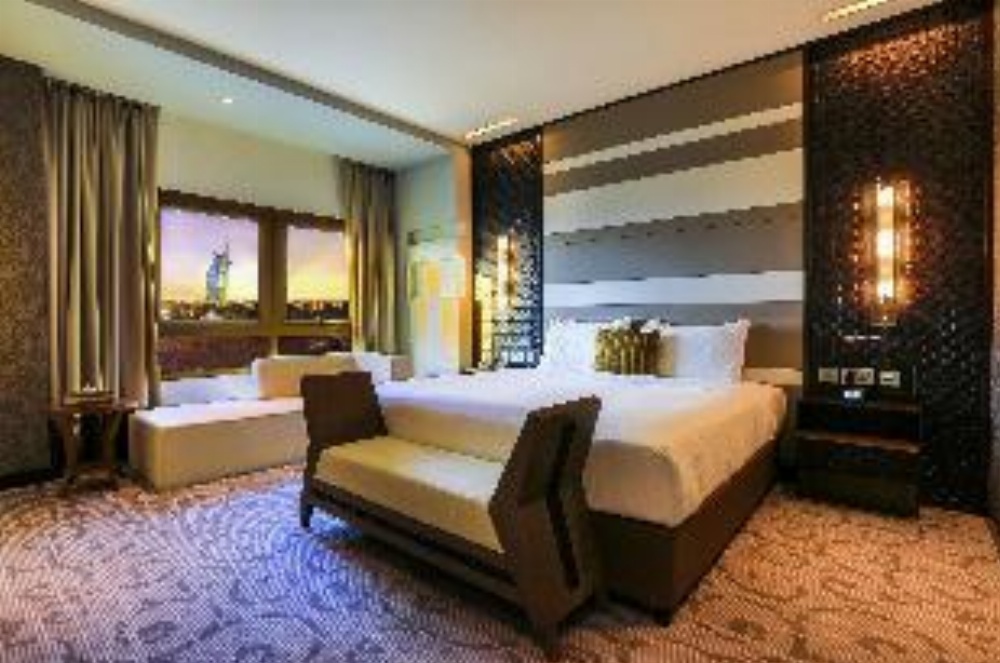 Metropolitan Hotel Dubai Image 13