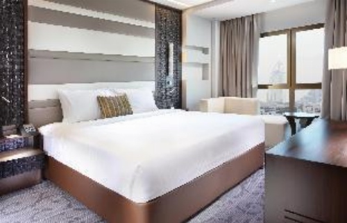 Metropolitan Hotel Dubai image 18